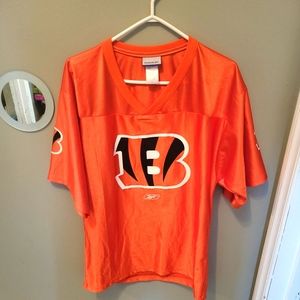2 NFL TEAM SHIRTS BENGALS DOLPHINS